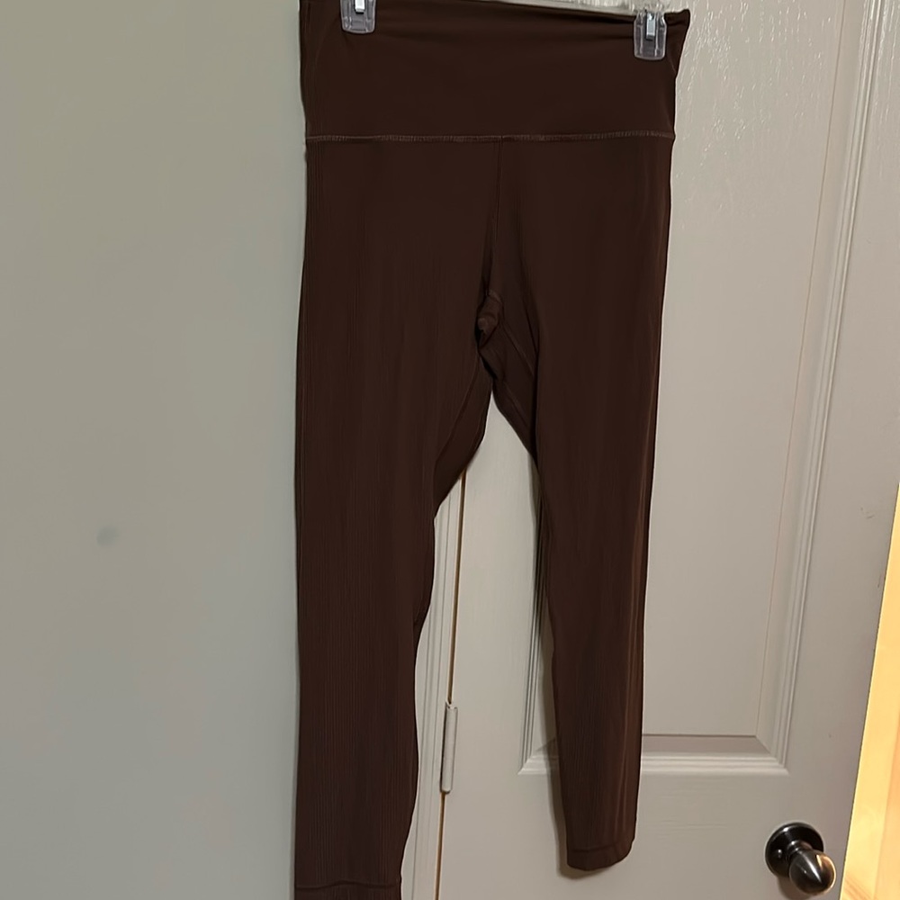 Lululemon ribbed align leggings